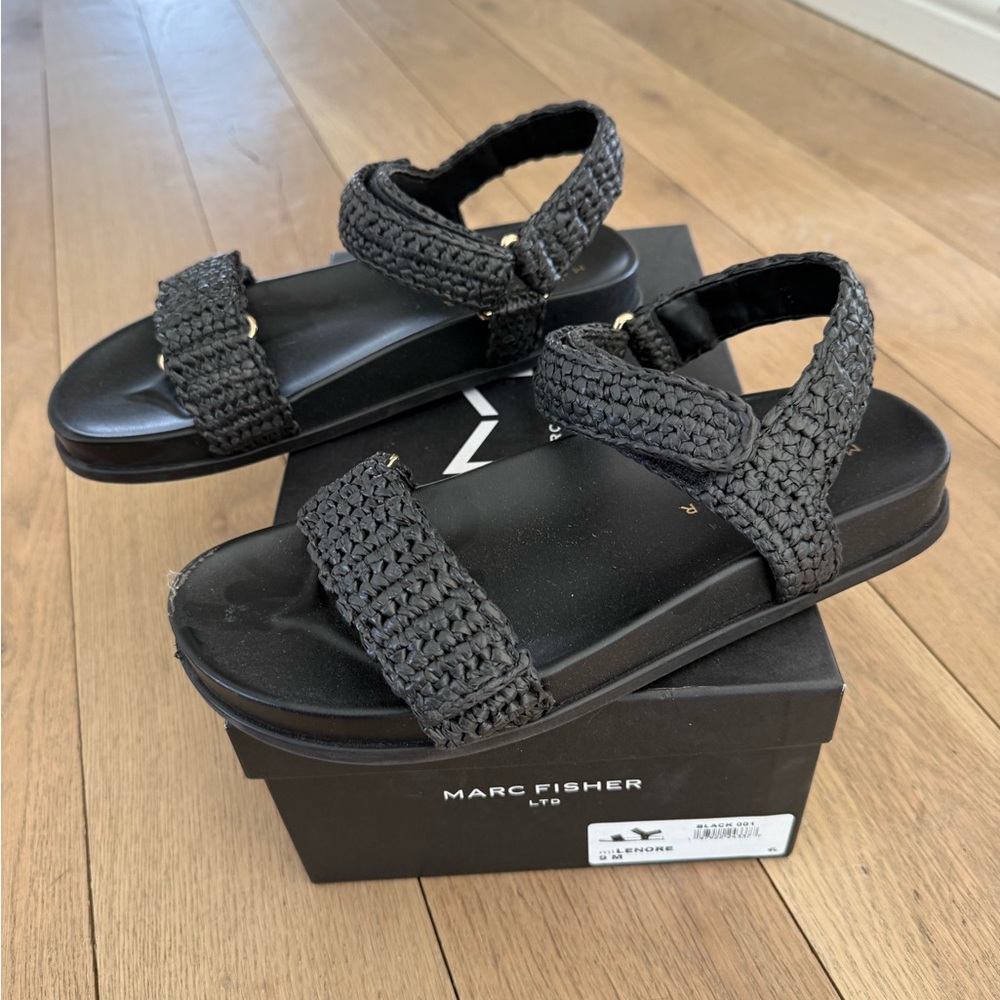 super comfy and stylish sandals